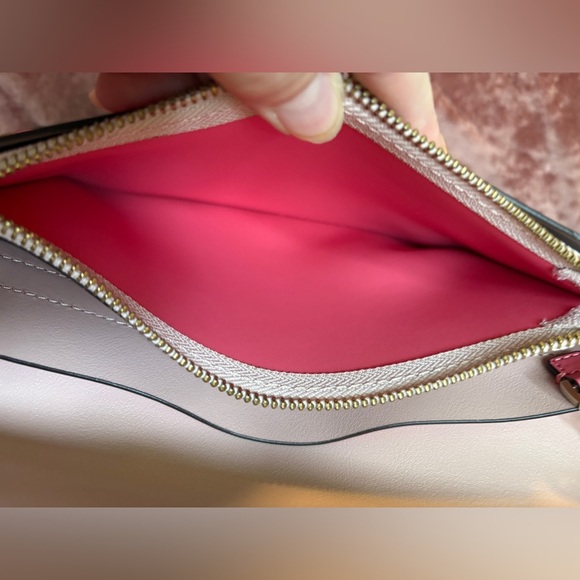 Kate Spade New York Putnam Drive Lizz Bag - Picture 10 of 10